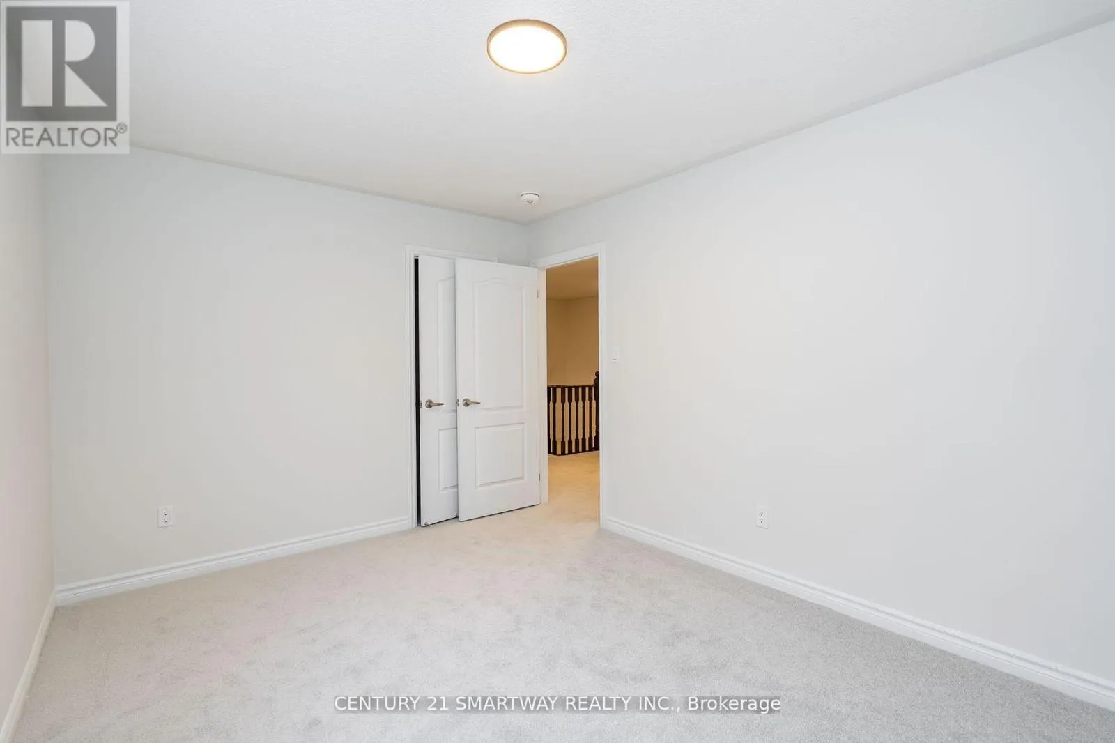 26 HUNTSWORTH AVENUE