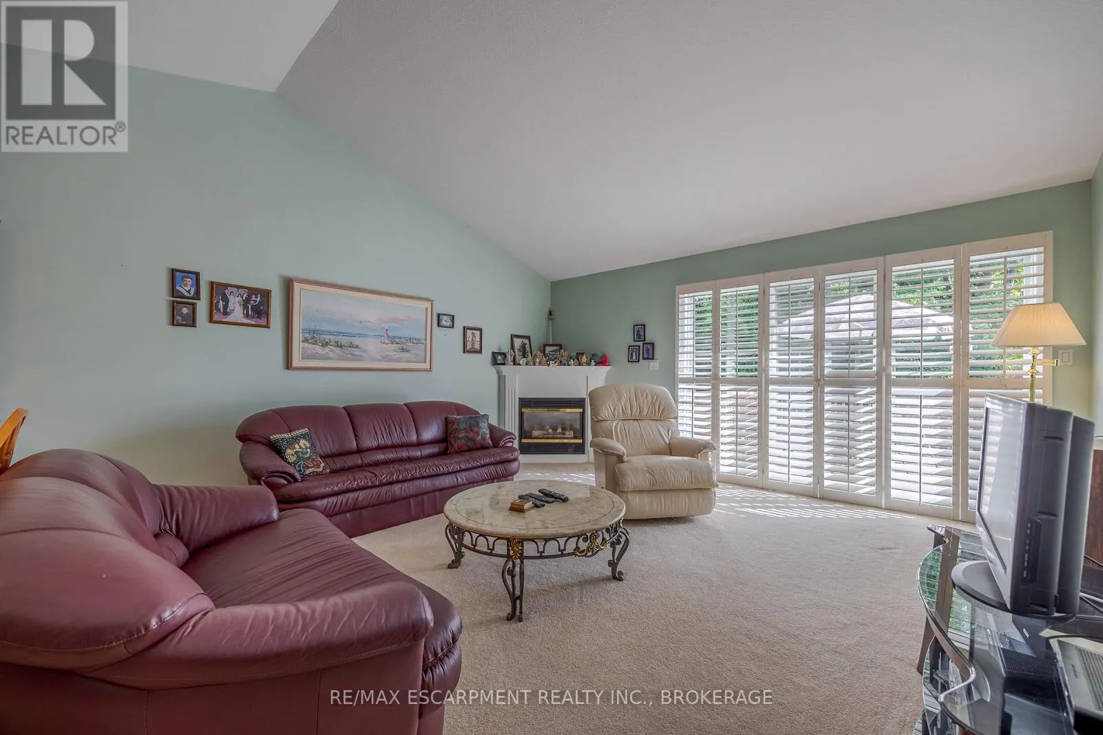 24 - 3516 MAIN STREET, #24