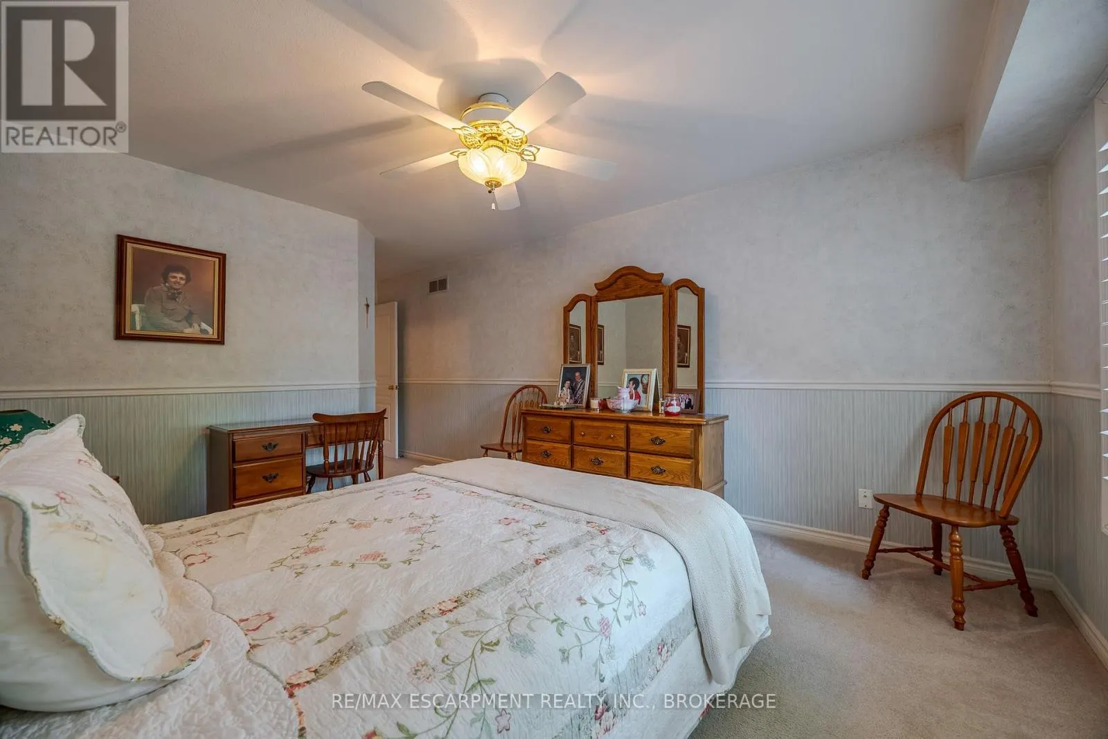 24 - 3516 MAIN STREET, #24