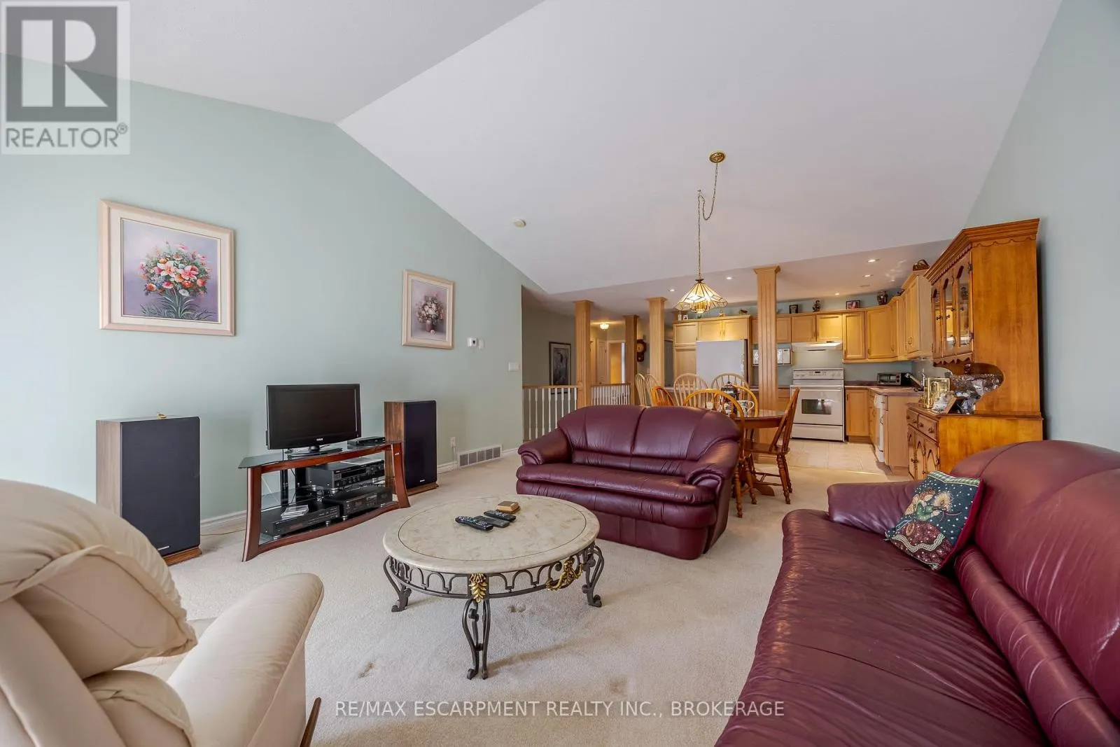 24 - 3516 MAIN STREET, #24