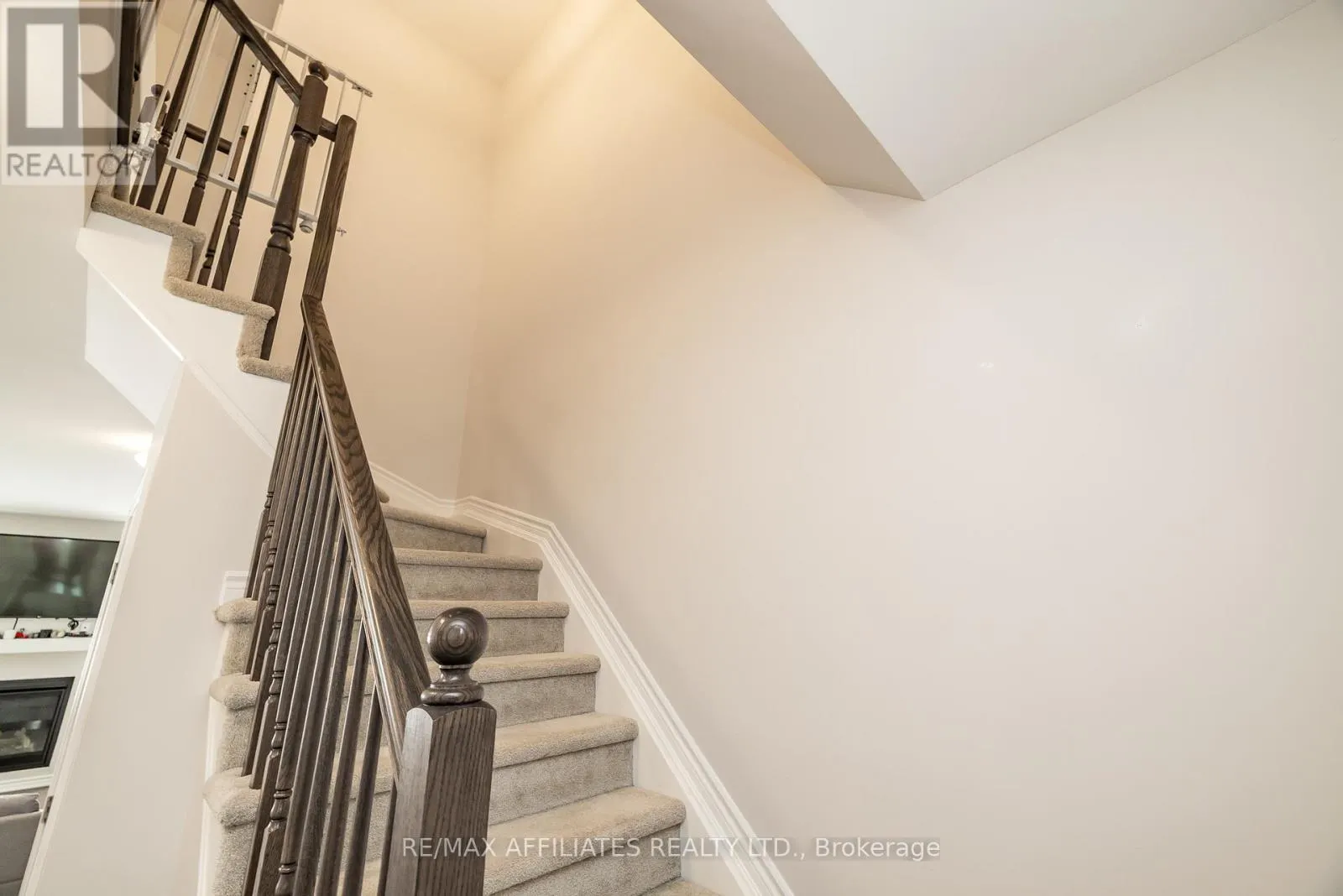 310 LIVERY STREET