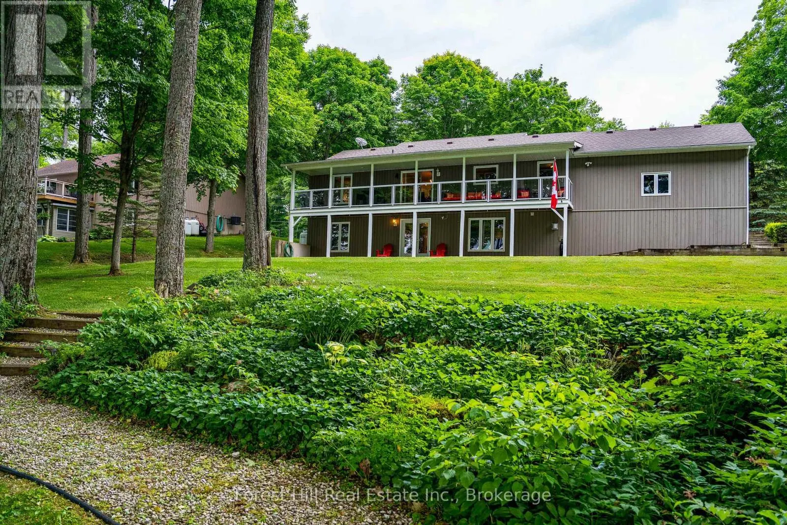 227 PETERS CRESCENT