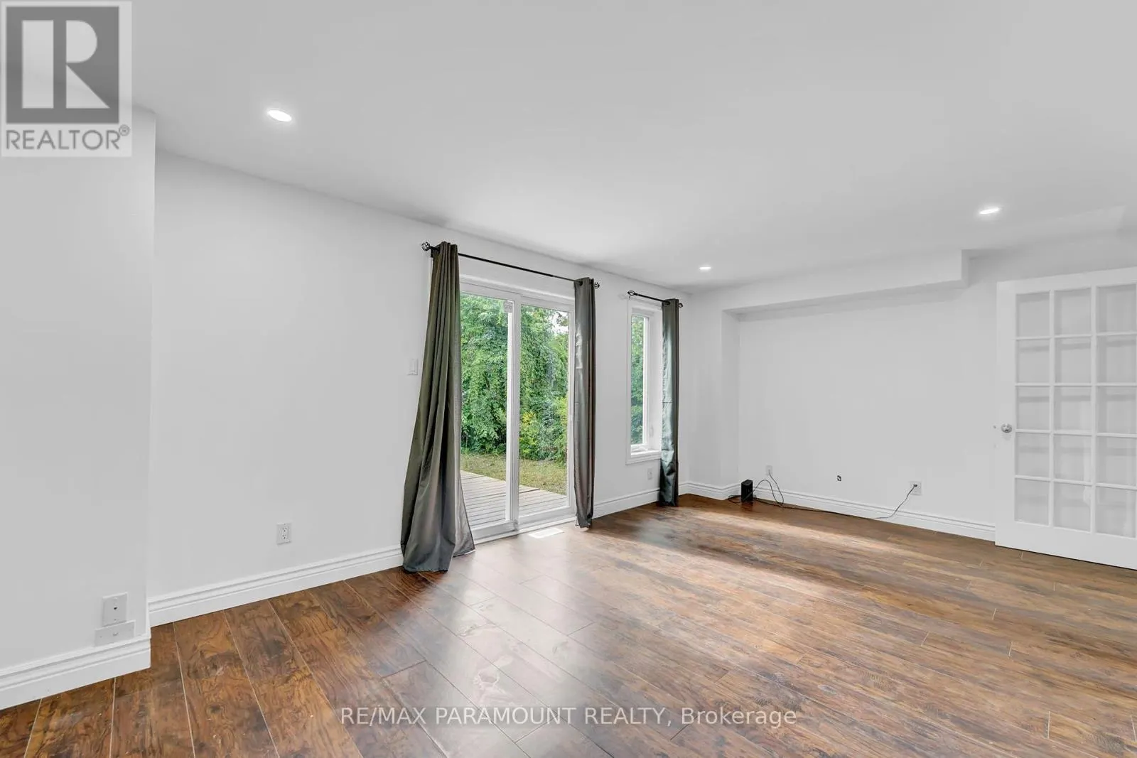 32 ENFIELD DRIVE