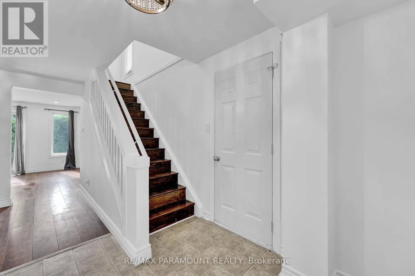 32 ENFIELD DRIVE