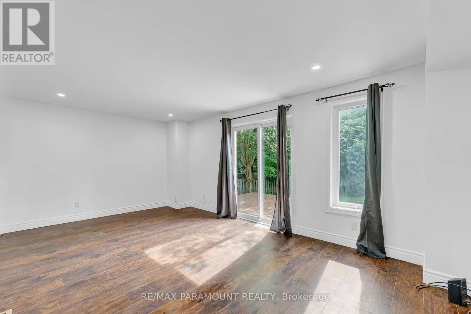 32 ENFIELD DRIVE