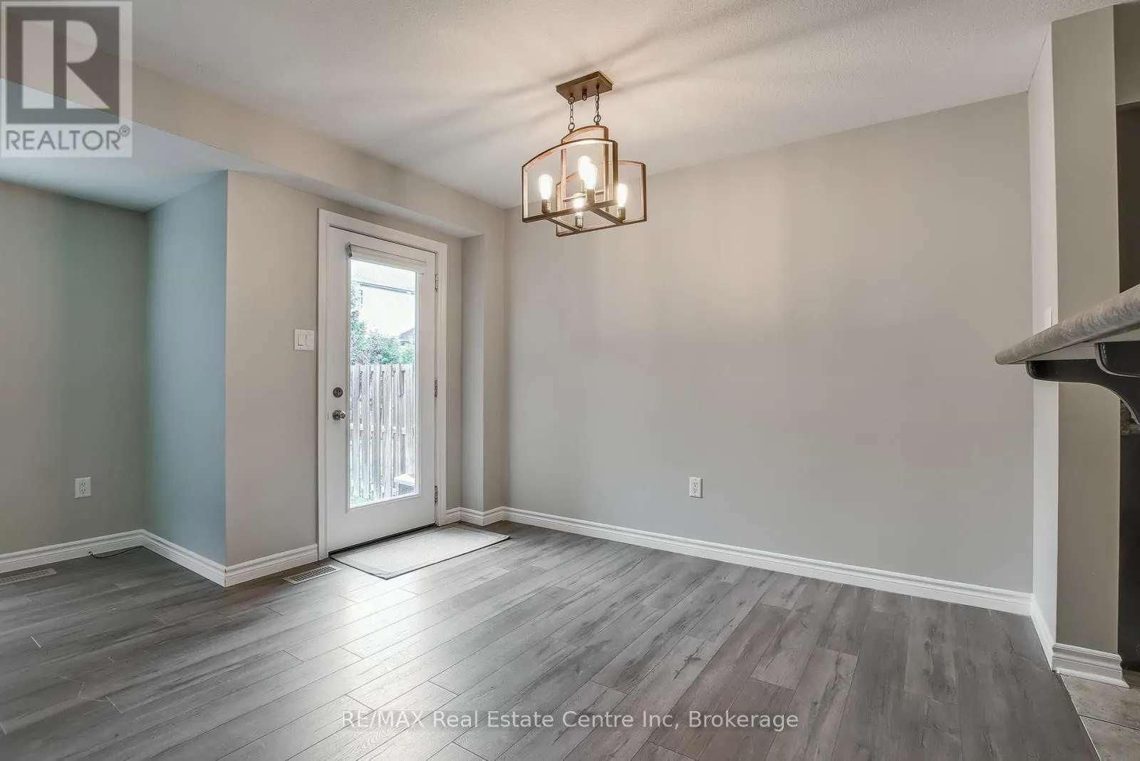 35 REVELL DRIVE