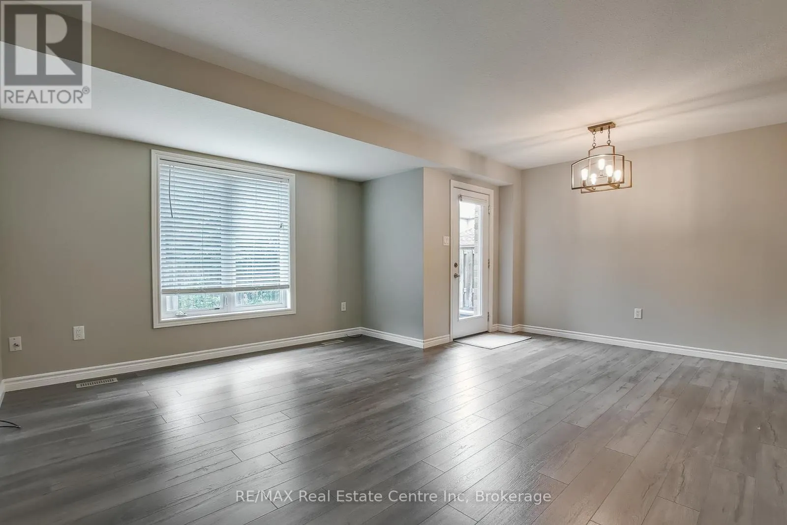 35 REVELL DRIVE