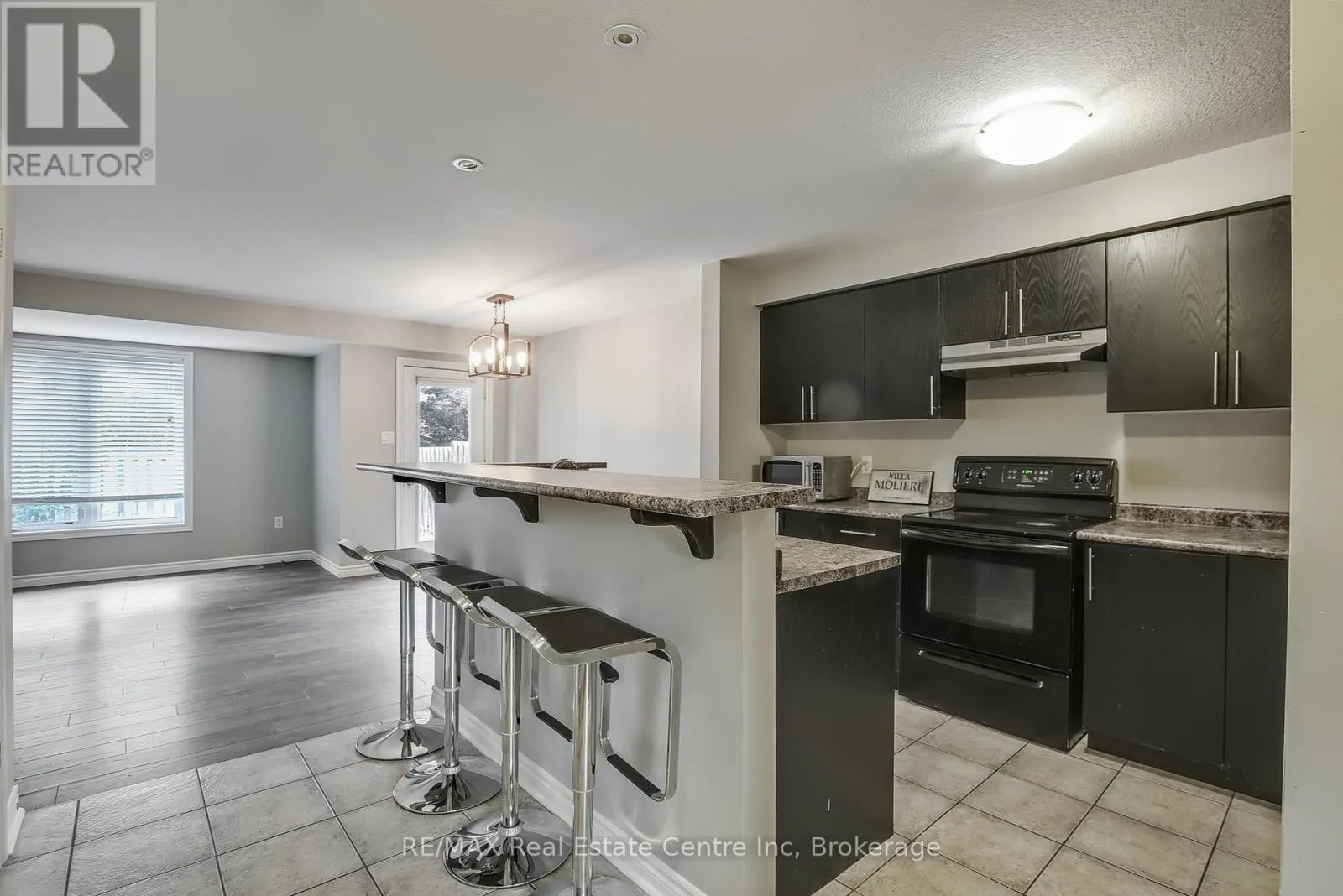 35 REVELL DRIVE