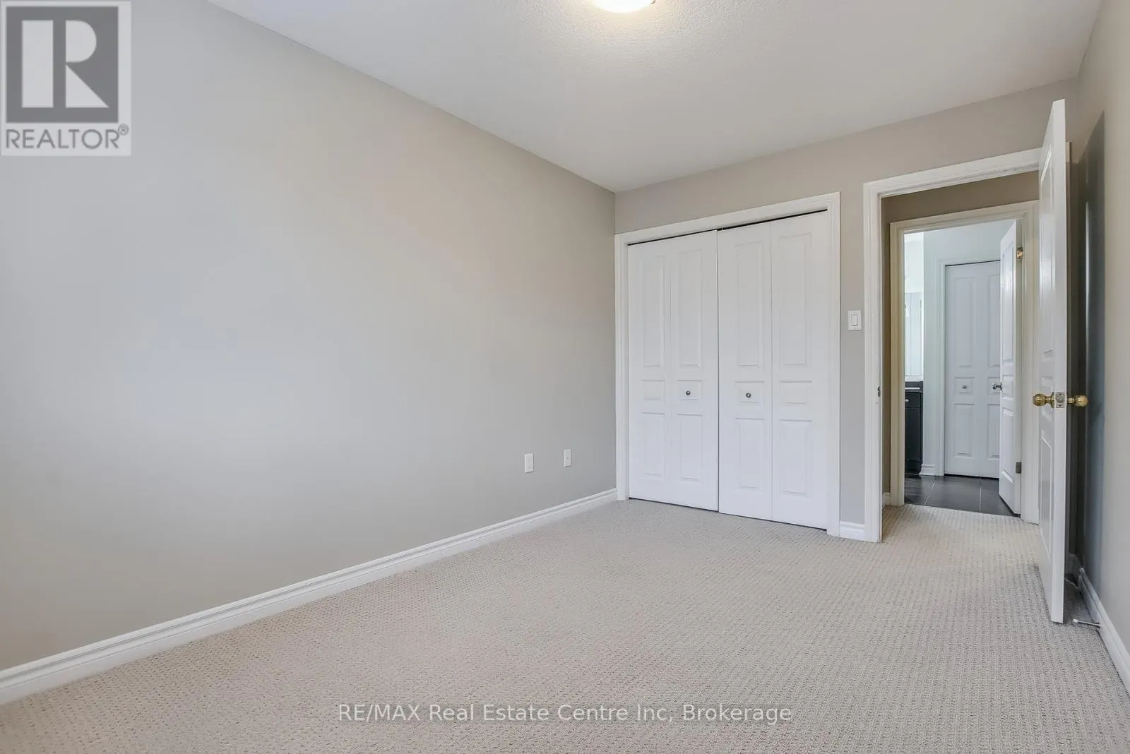 35 REVELL DRIVE