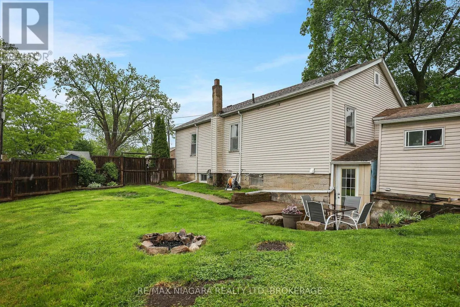 232 MERRITT STREET