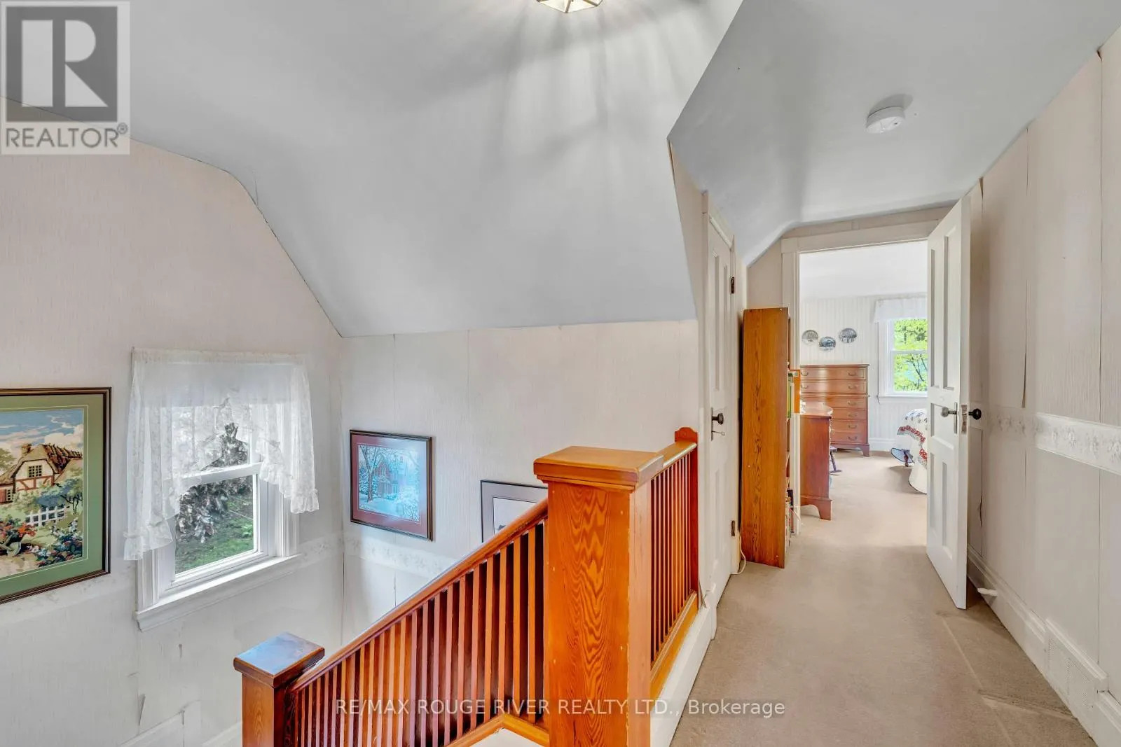 1005 ONTARIO STREET