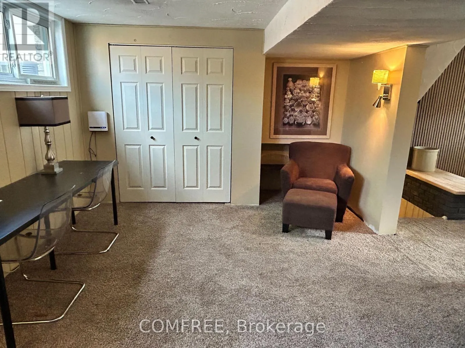 9657 MIDFIELD CRESCENT