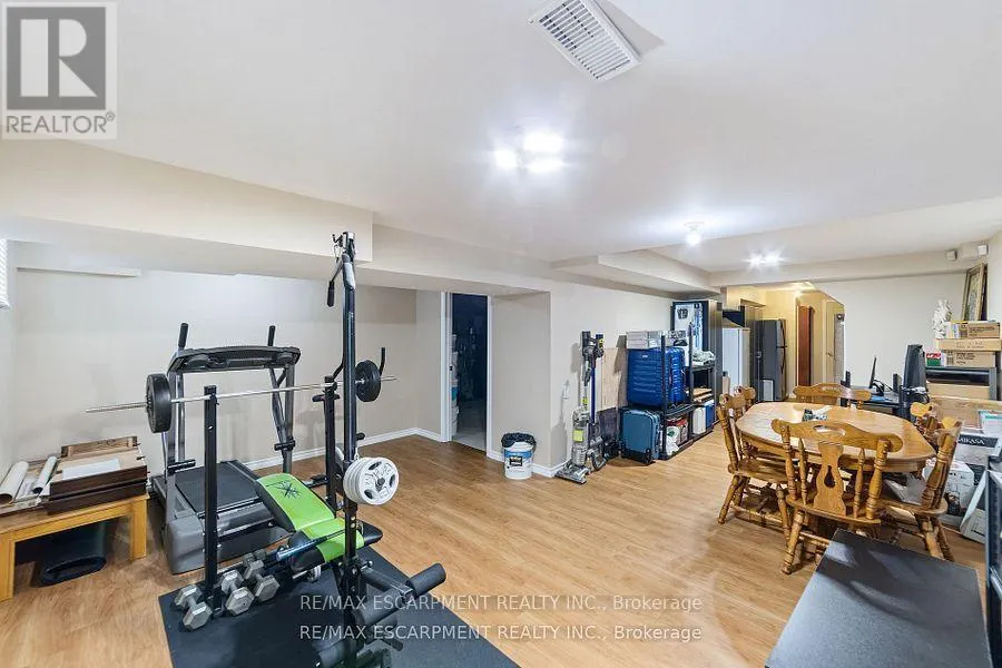 82 GRIFFITH DRIVE