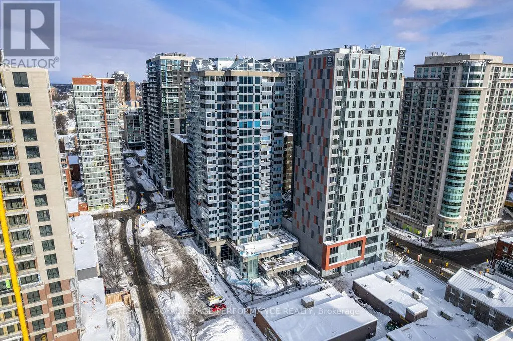 1401 - 160 GEORGE STREET