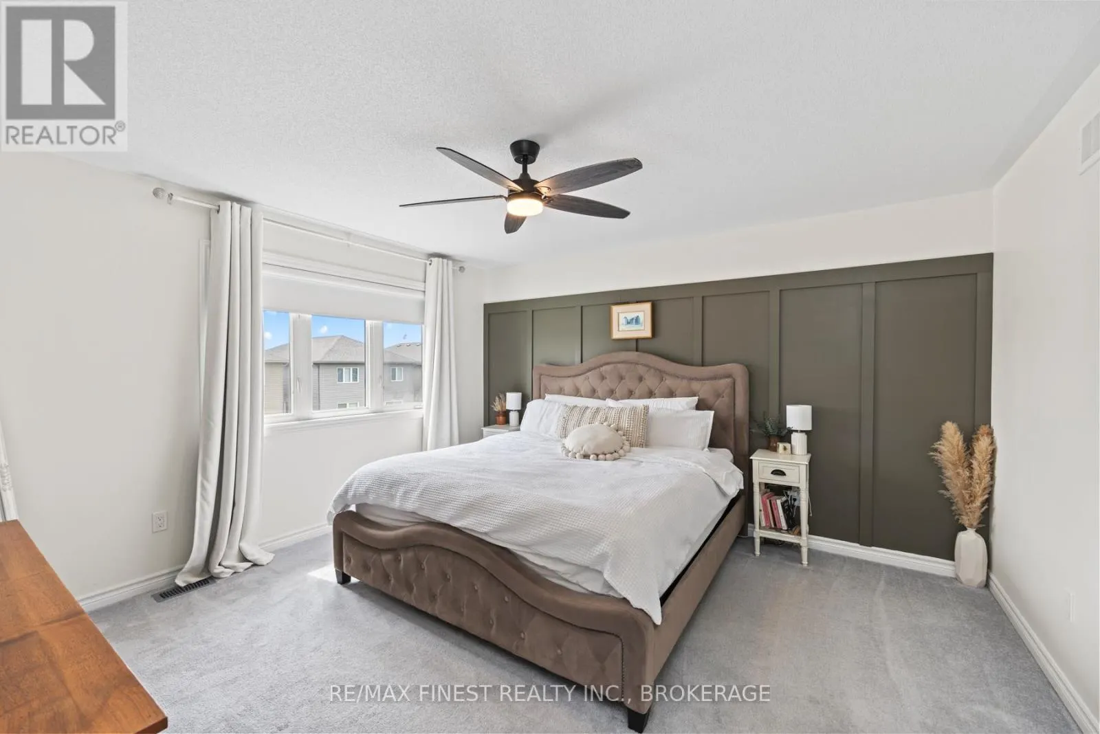 37 BRENNAN CRESCENT