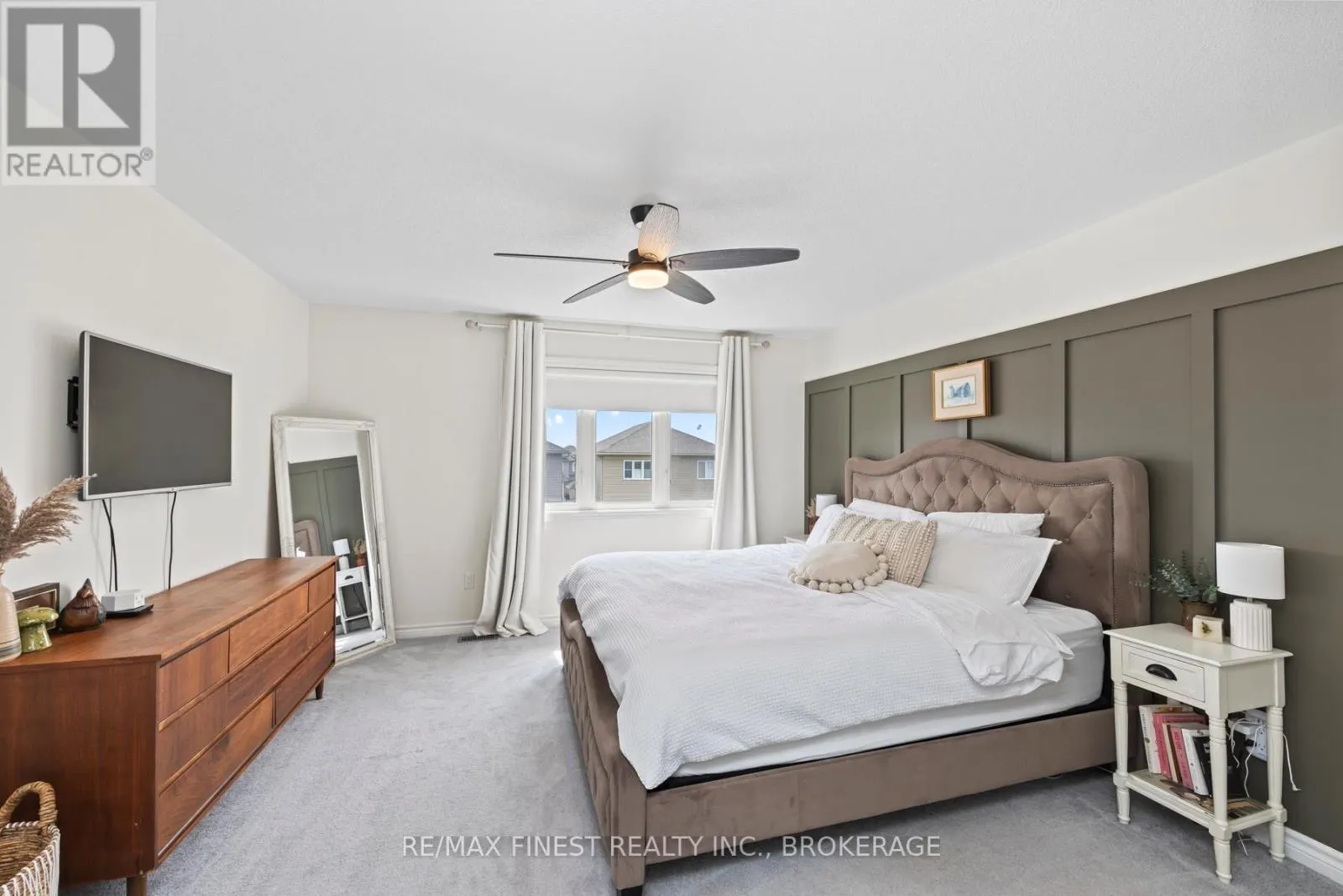 37 BRENNAN CRESCENT
