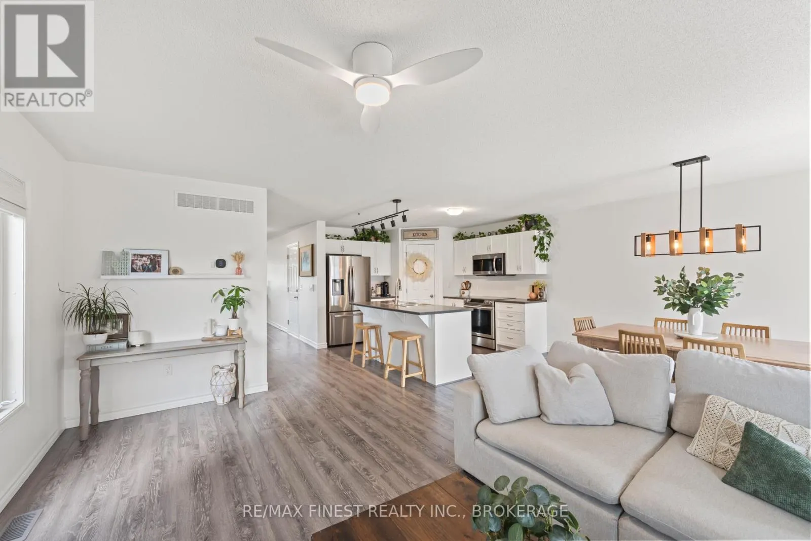 37 BRENNAN CRESCENT
