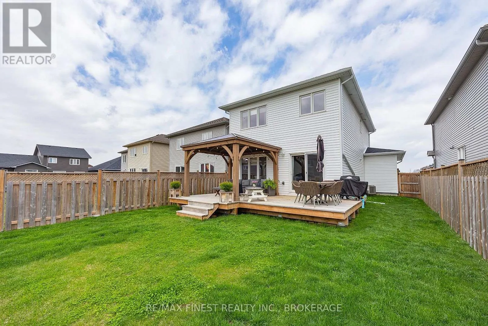 37 BRENNAN CRESCENT