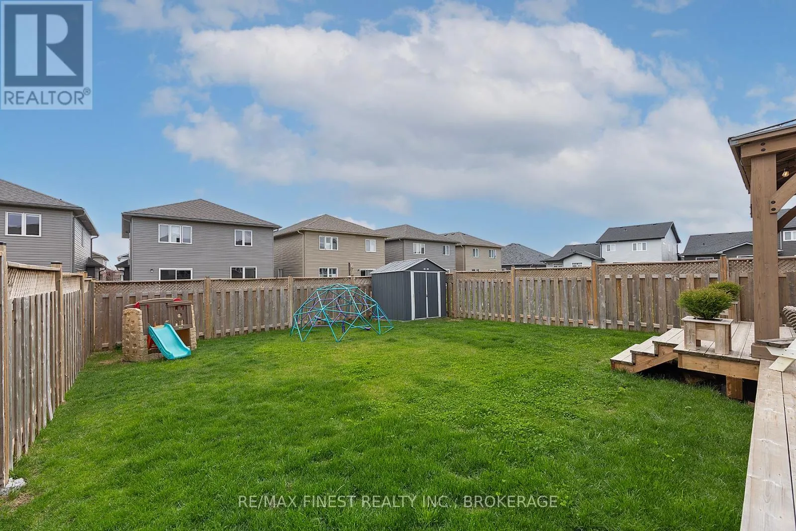 37 BRENNAN CRESCENT