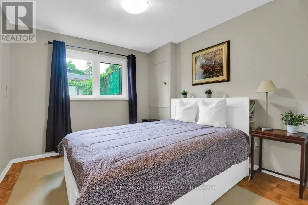 44 OBERON STREET