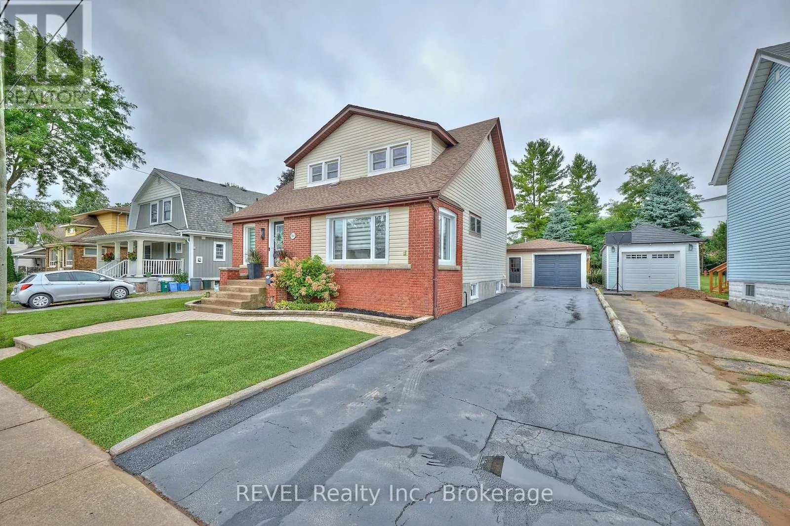 5849 SYMMES STREET