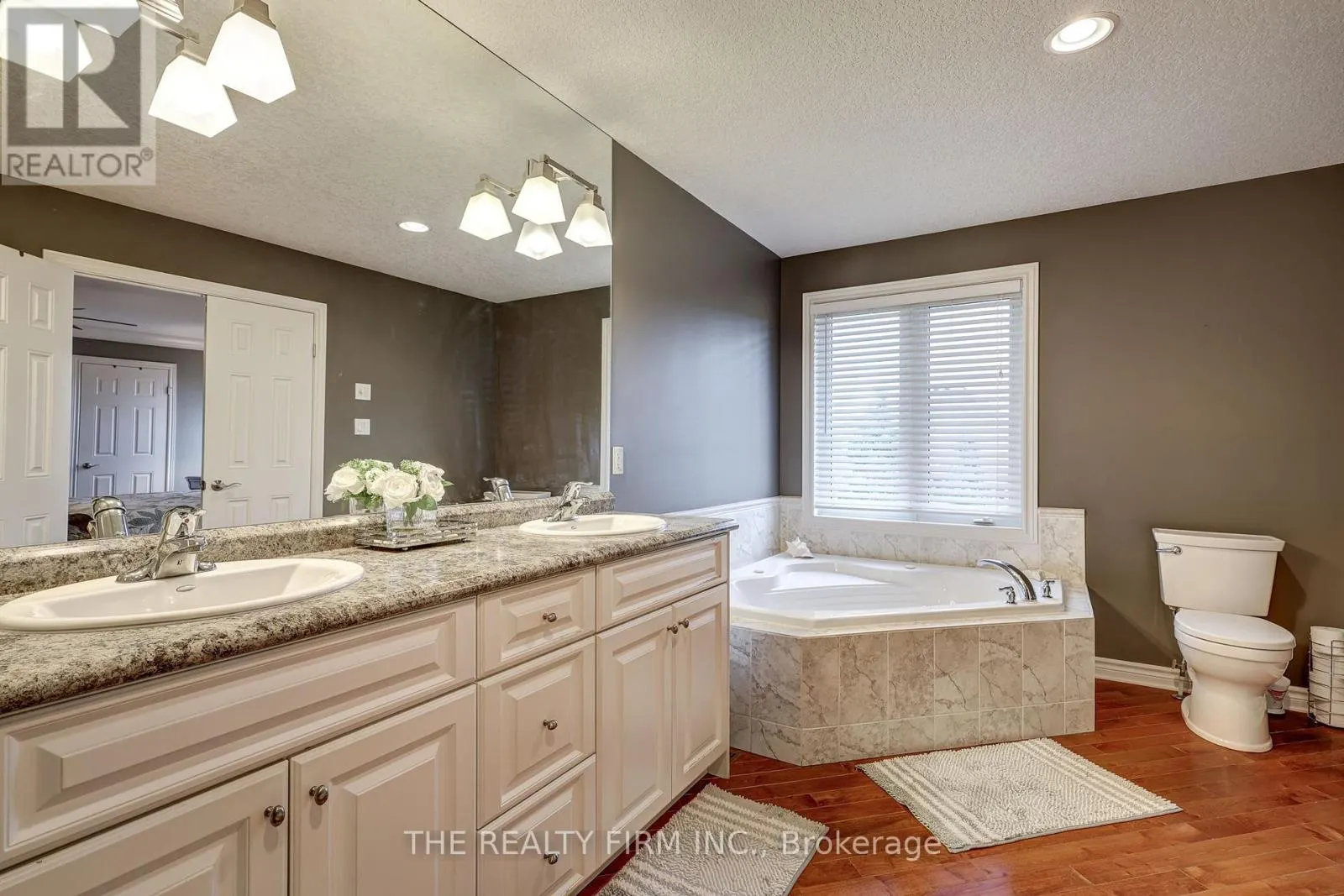 486 PLANE TREE DRIVE