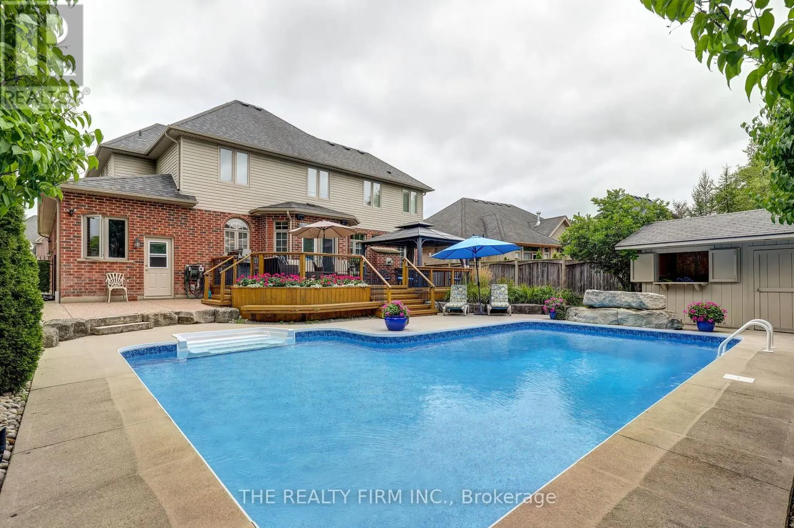 486 PLANE TREE DRIVE