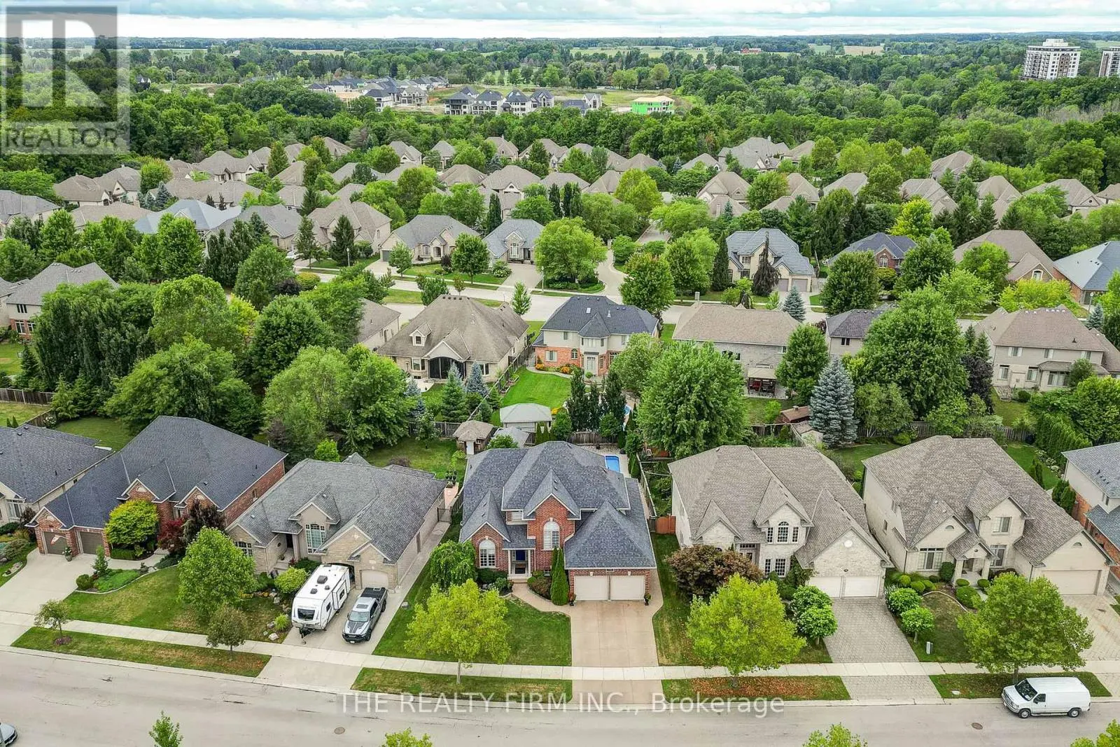 486 PLANE TREE DRIVE
