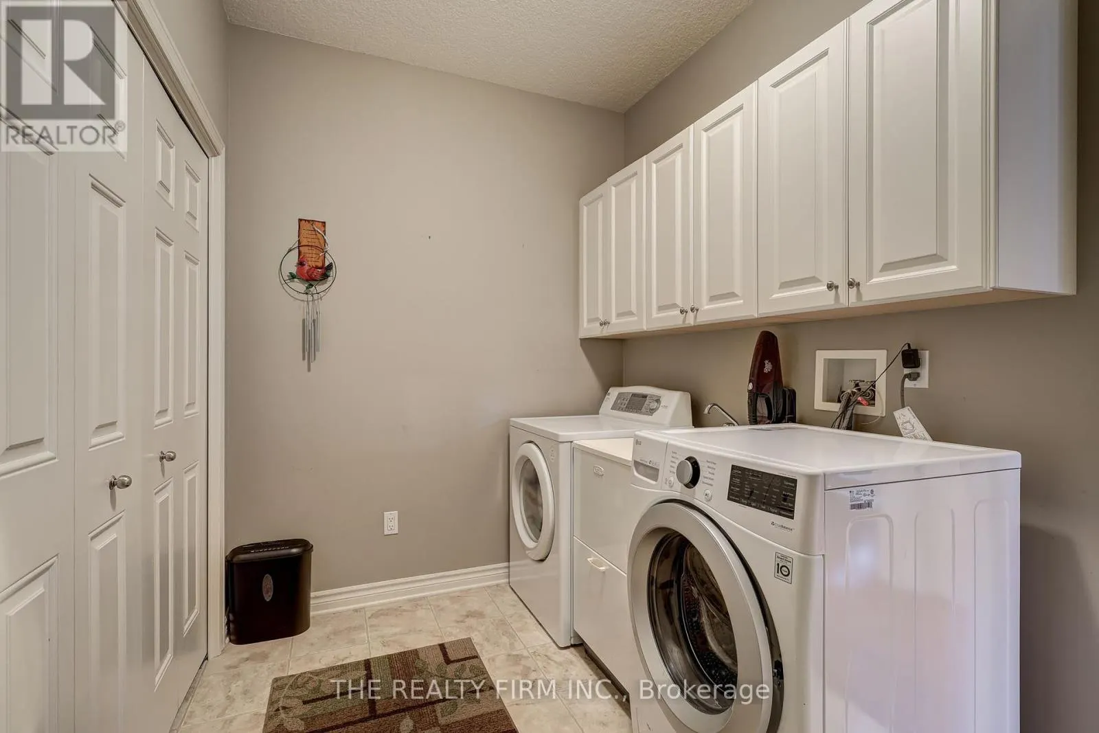 486 PLANE TREE DRIVE