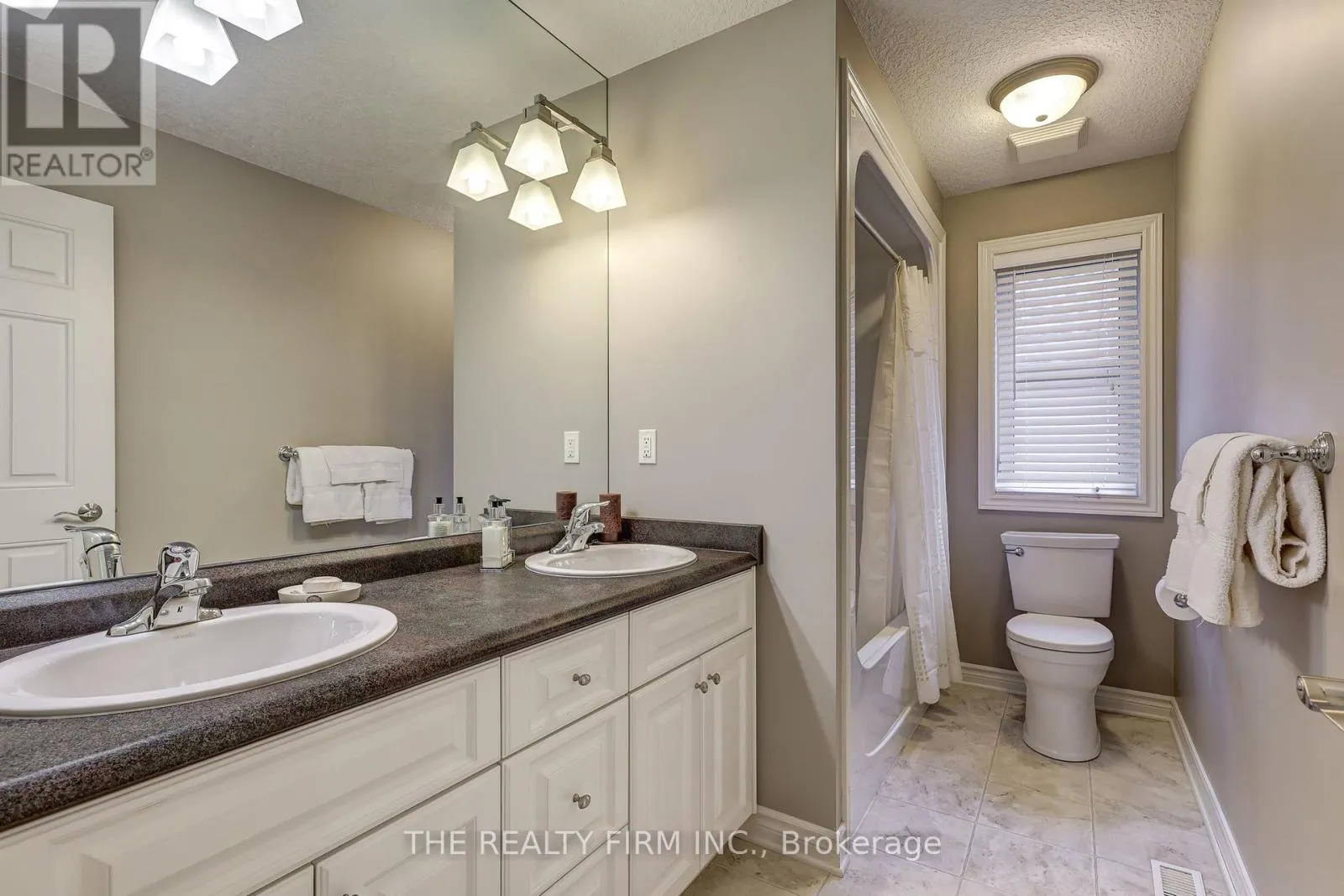 486 PLANE TREE DRIVE