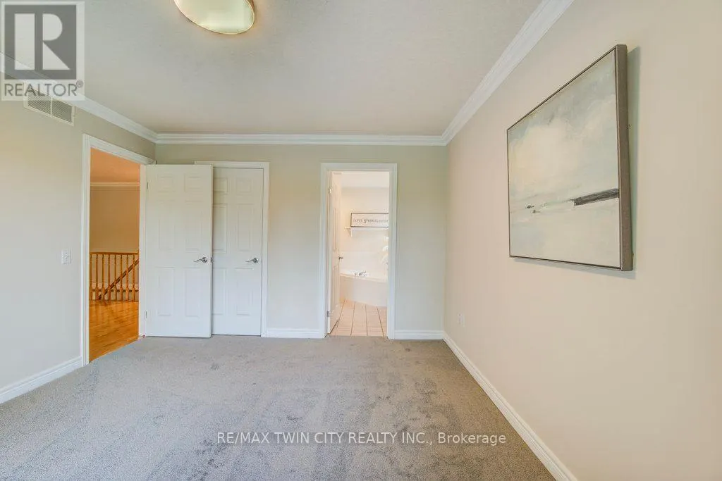 670 SALZBURG DRIVE SW