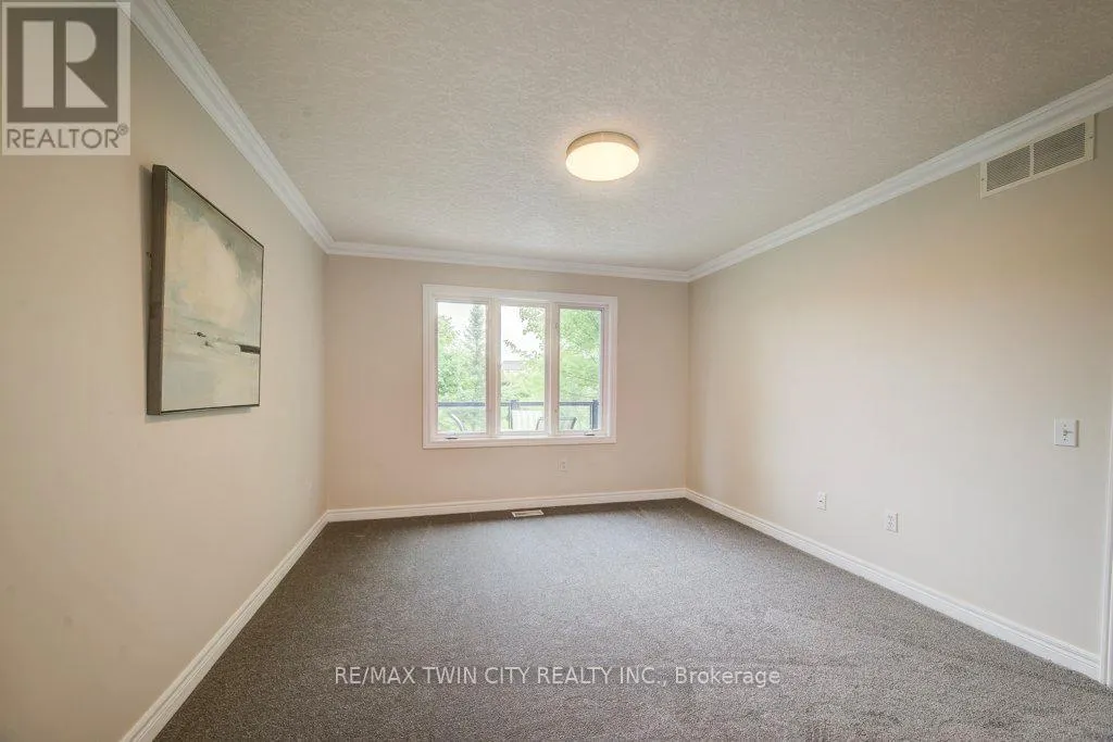 670 SALZBURG DRIVE SW