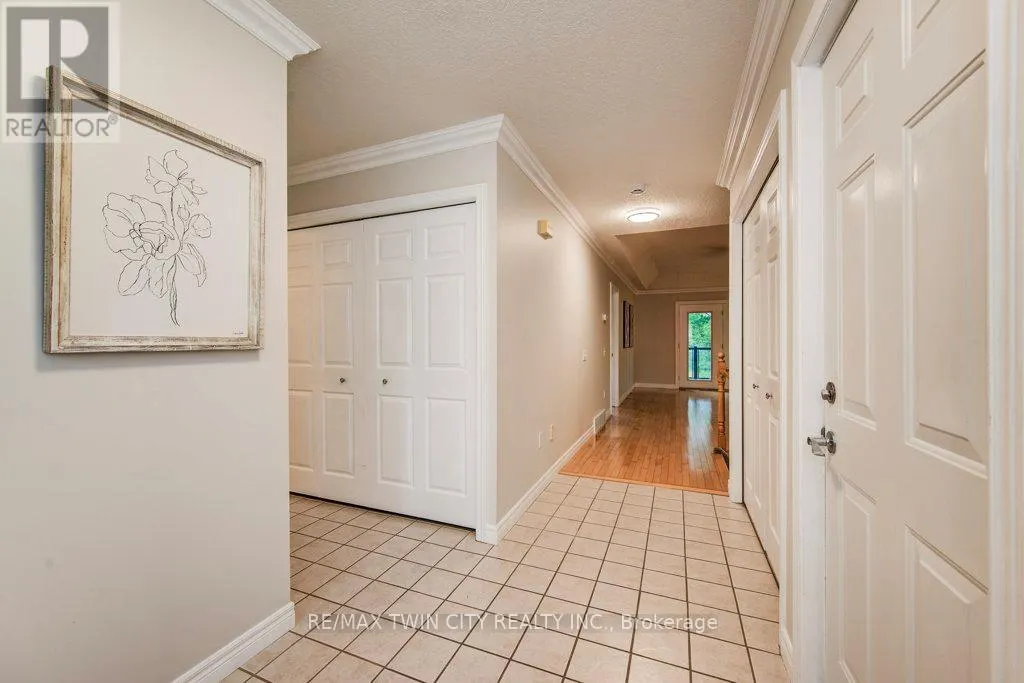 670 SALZBURG DRIVE SW