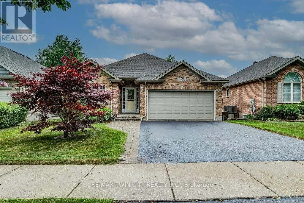 670 SALZBURG DRIVE SW