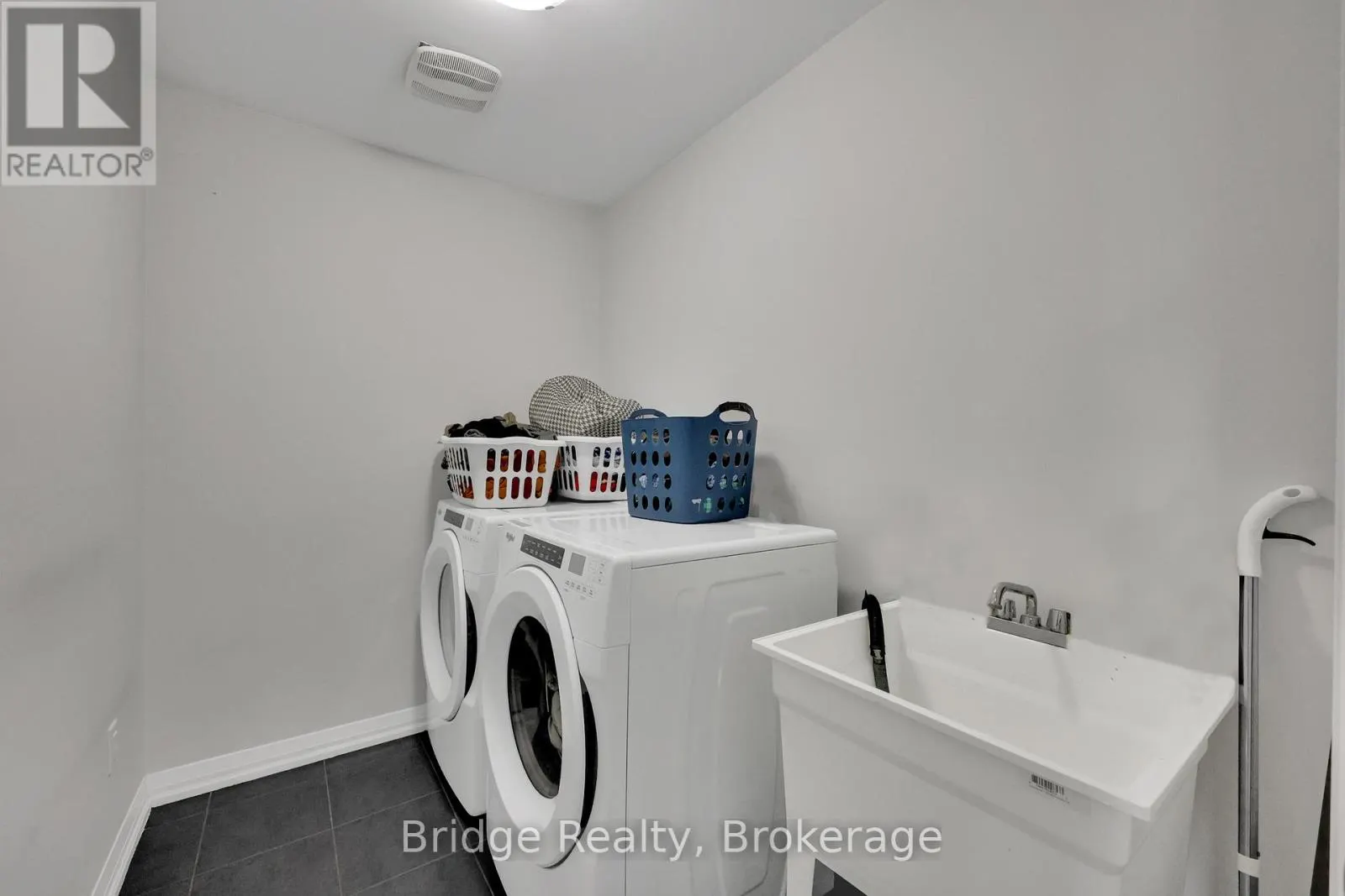 898 SOBESKI AVENUE