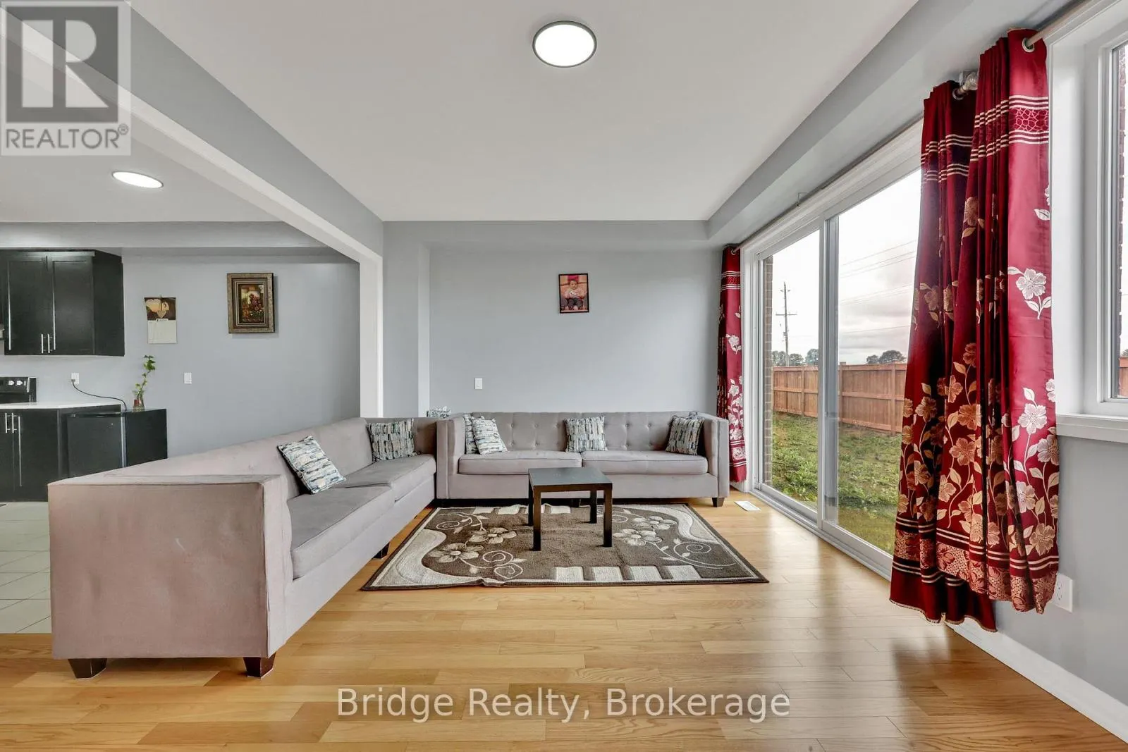 898 SOBESKI AVENUE