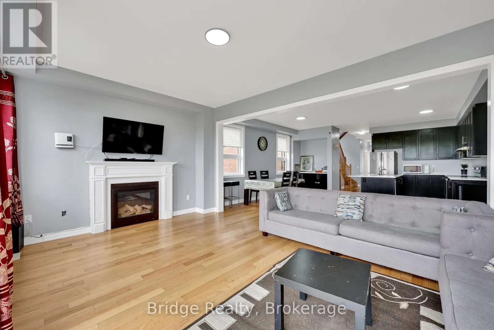 898 SOBESKI AVENUE