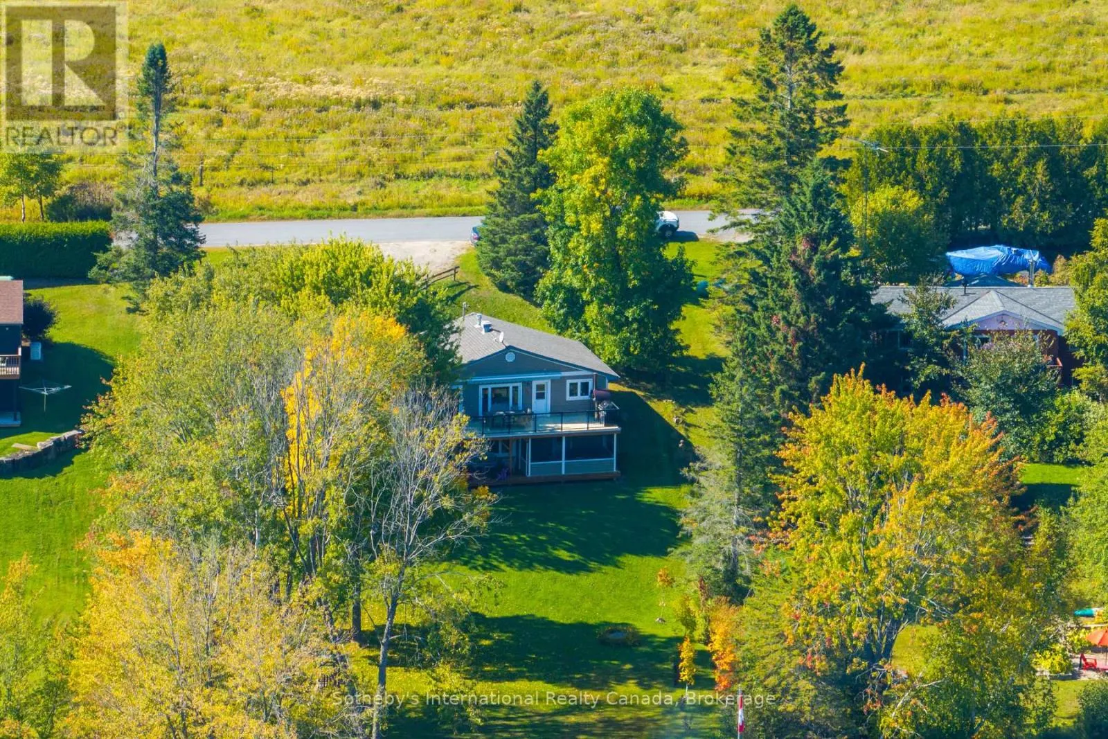 1111 MAPLEHURST DRIVE