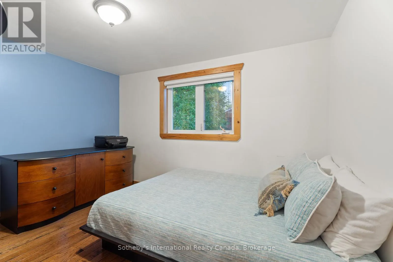 1111 MAPLEHURST DRIVE