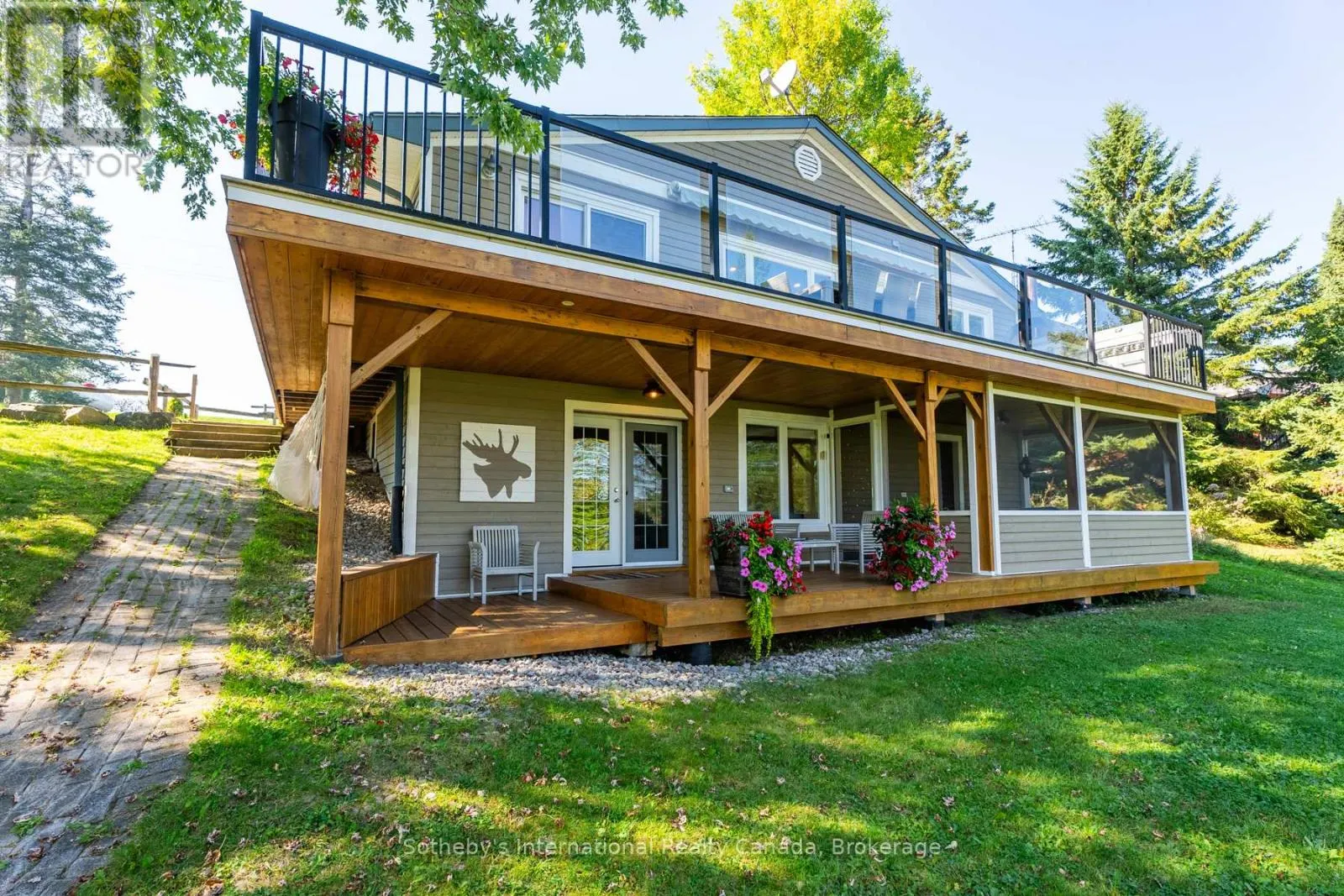 1111 MAPLEHURST DRIVE