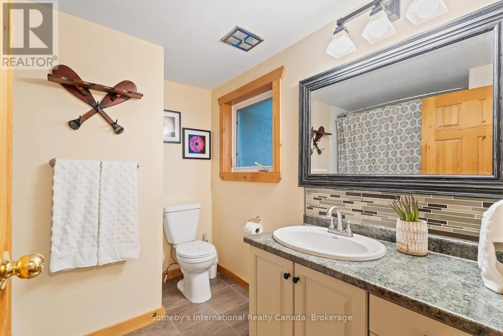 1111 MAPLEHURST DRIVE