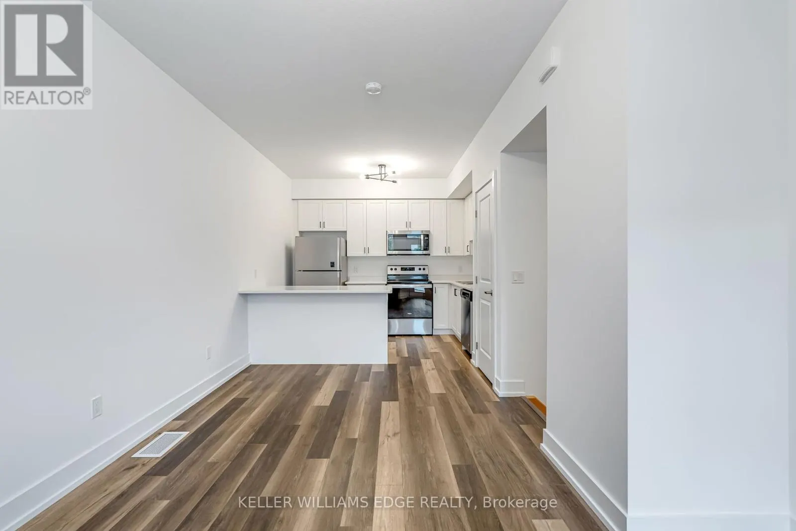 3 - 261 SKINNER ROAD