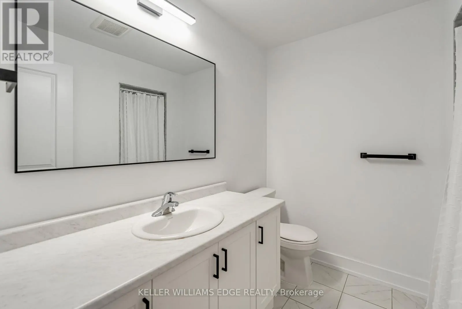3 - 261 SKINNER ROAD