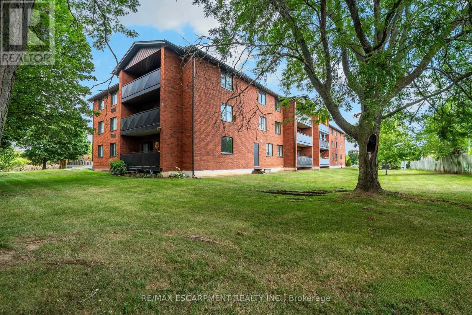 205 - 386 HIGHWAY 8
