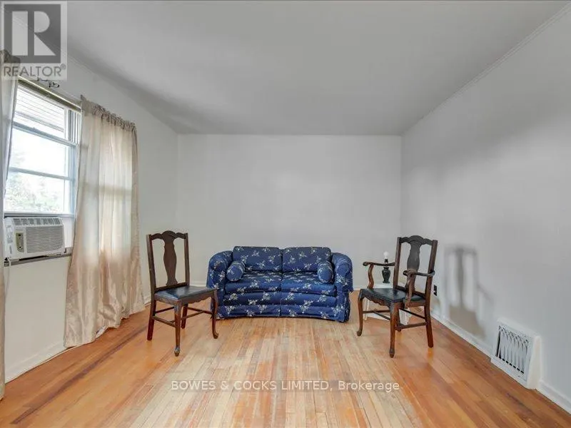 722 GILLESPIE AVENUE