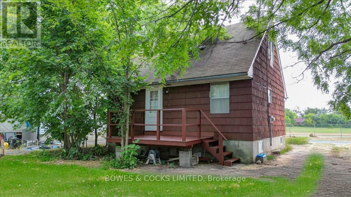 722 GILLESPIE AVENUE