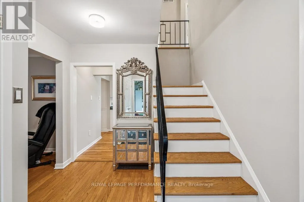 1889 FAIRMEADOW CRESCENT