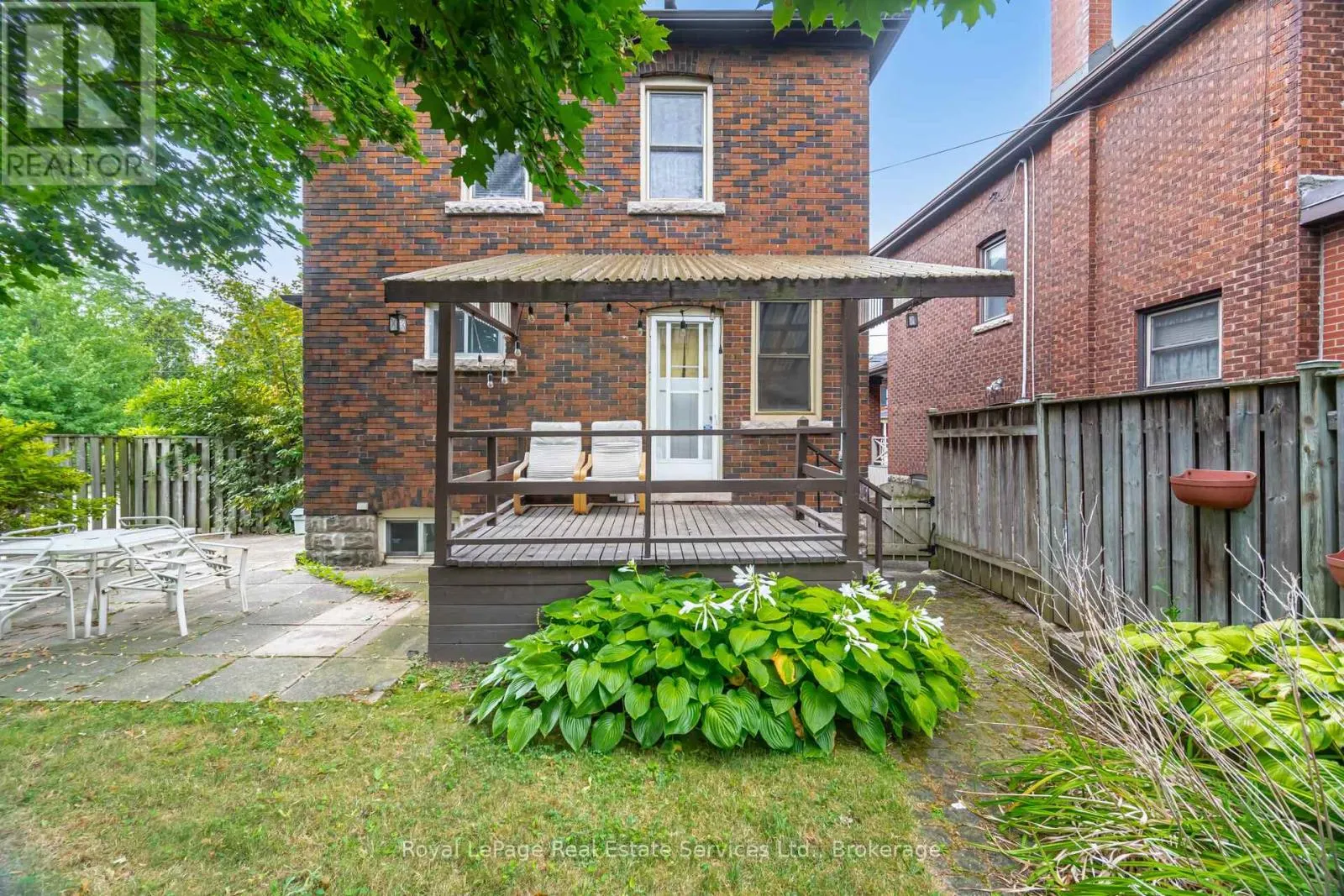 21 PAISLEY AVENUE S