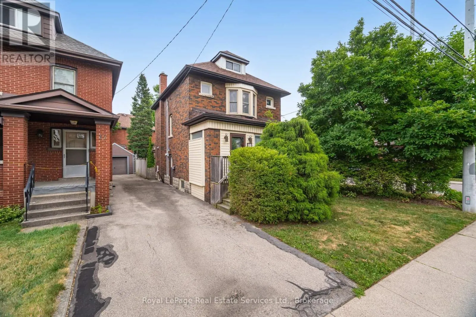 21 PAISLEY AVENUE S