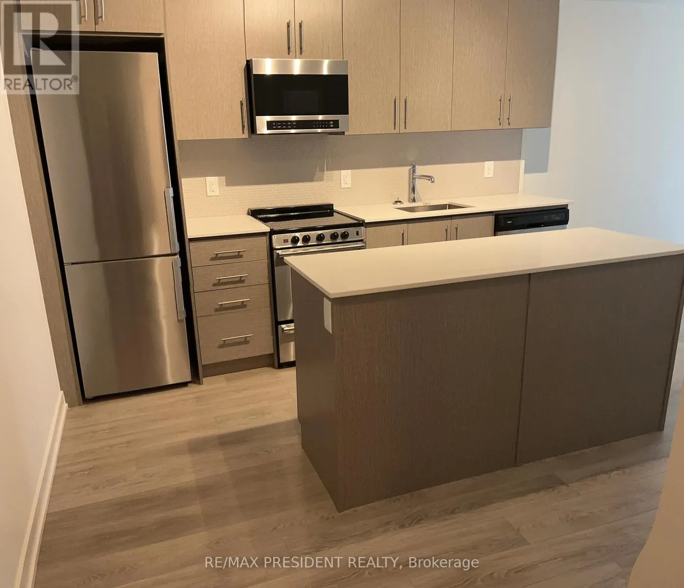 1209 - 212 KING WILLIAM STREET